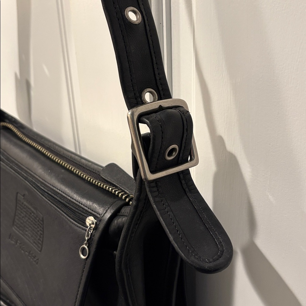 Vintage Coach Patricia Legacy Bag - Picture 4 of 8